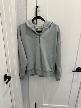 Vuori Light Gray Half-Zip Utility Jacket